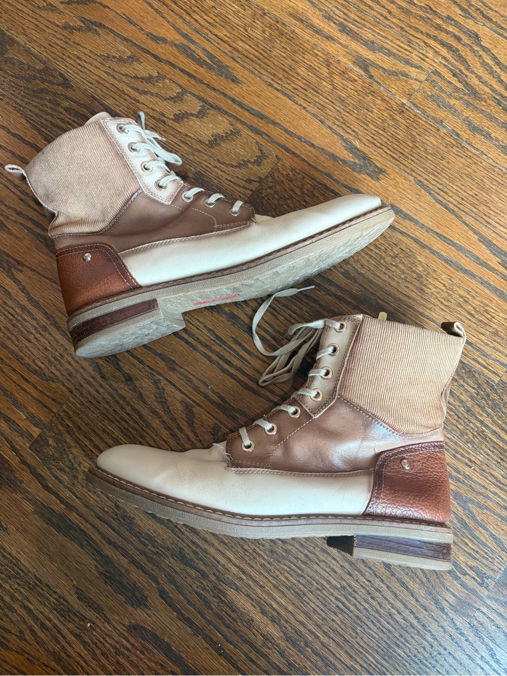 PIKOLINOS Aldaya Marfil Cream & Tan Color Blocked Leather Lace Up Boots